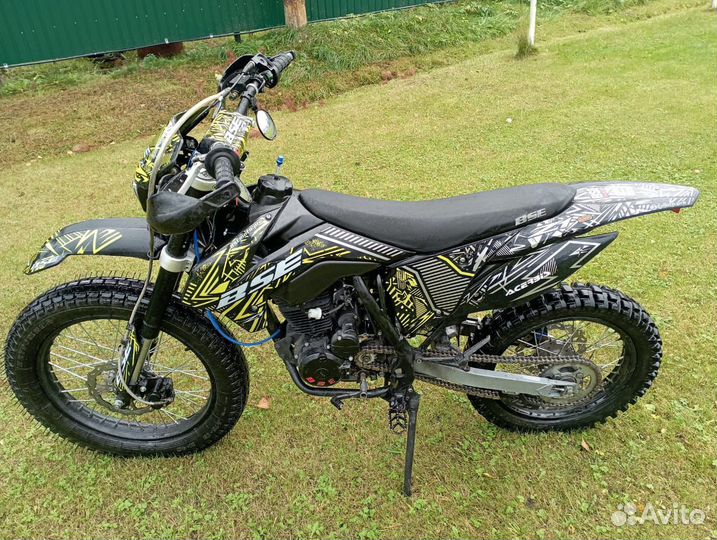 Мотоцикл Bse z1