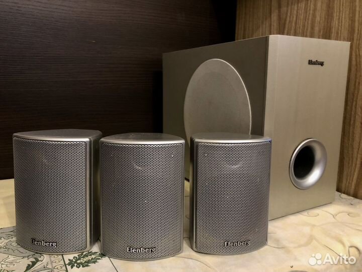 Колонки и сабвуфер Elenberg