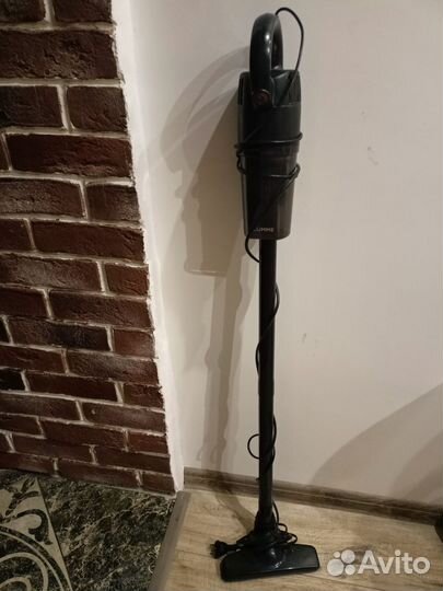 Вертикальный пылесос