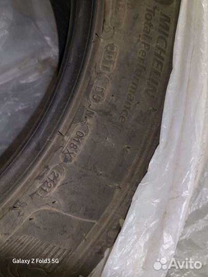 Michelin X-Ice North 4 SUV 225/55 R19