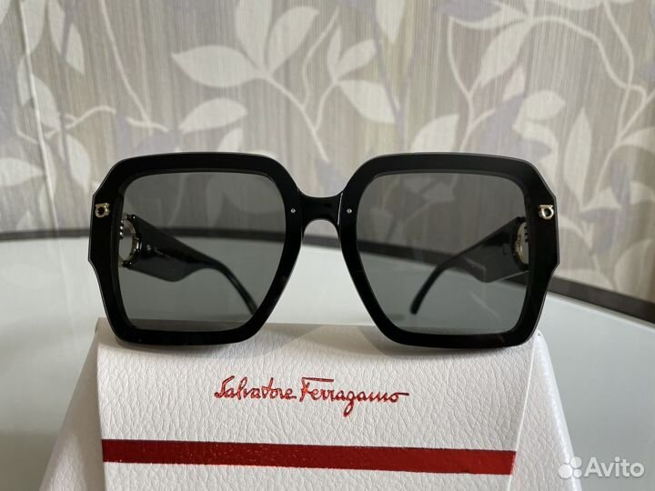 Солнцезащитные очки salvatore ferragamo