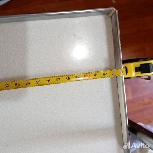 Столик сервировочный складной на колесиках