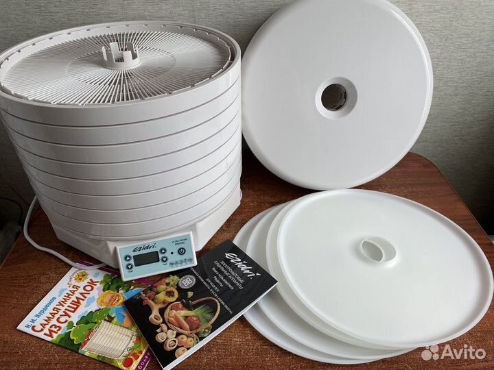 Дегидратор / сушилка для фруктов и пастилы