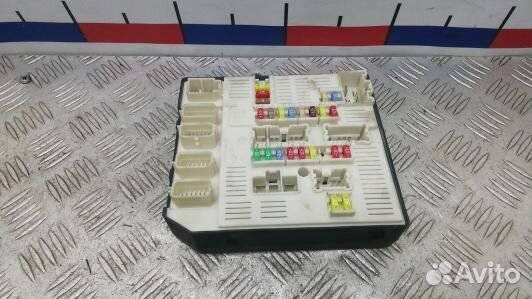 Блок предохранителей renault megane 3 (9BR03M101)
