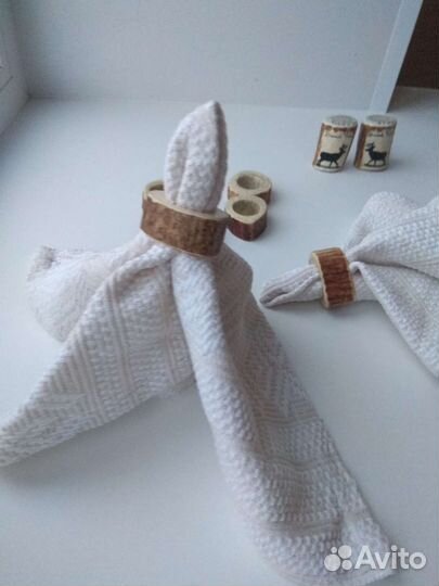 Набор из рога оленя: солонки, кольца для салфеток