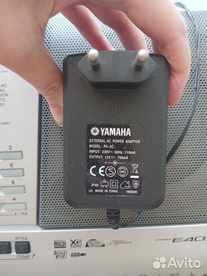 Синтезатор Yamaha psr E403