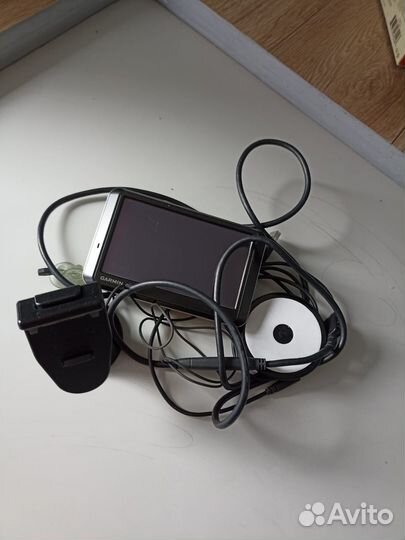 Продам новигатор Garmin nuvi 760