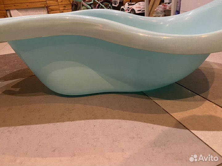 Ванночка для купания с горкой