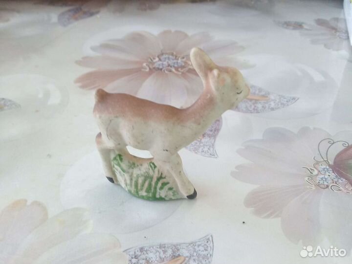 Статуэтка Оленёнок