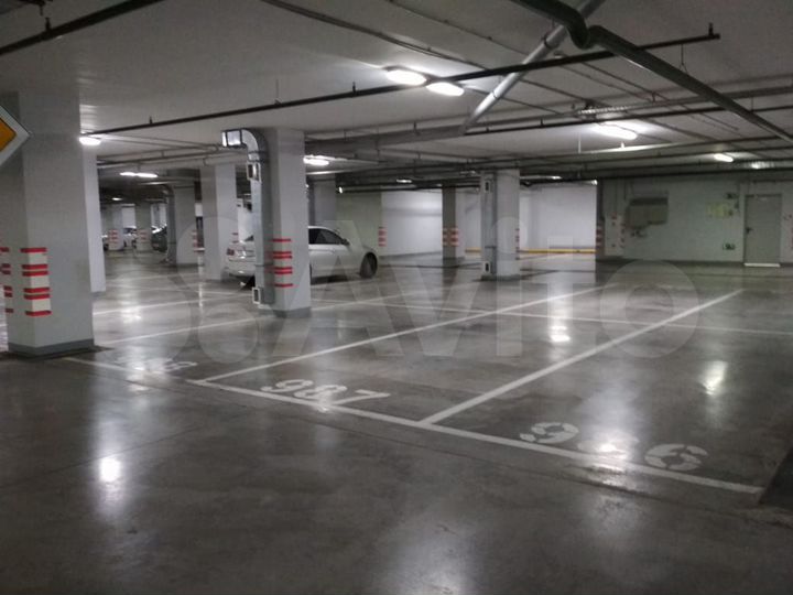 Машиноместо, 17 м²