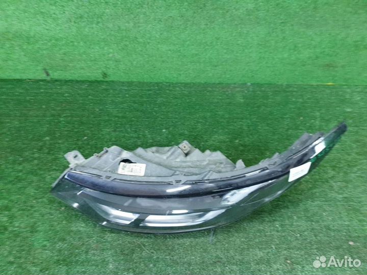 Фара левая Land Rover Discovery V