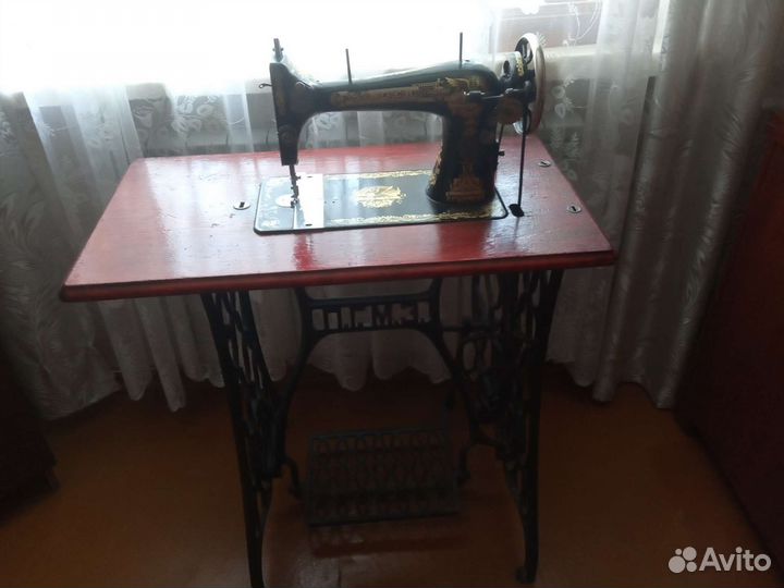 Швейная машина зингер Singer