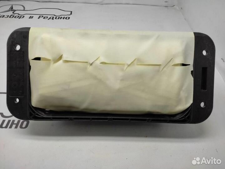 Подушка безопасности пасажирская w218 CLS-class