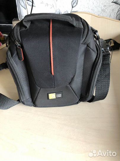 Зеркальный фотоаппарат