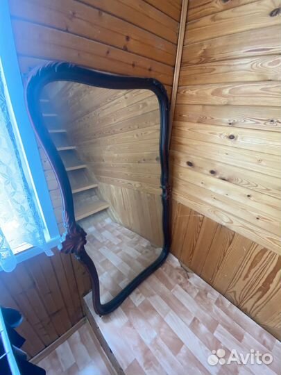 Зеркало старинное в раме