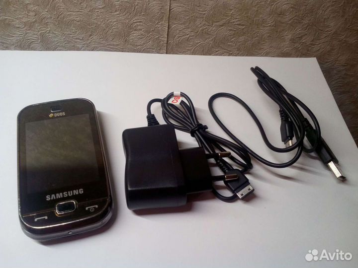 Samsung duos Gt-b5722