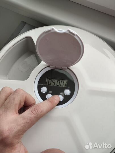 Автоматическая кормушка