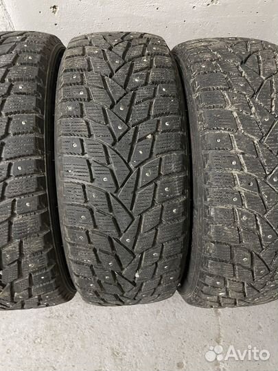 Dunlop SP Winter Ice 02 225/50 R17