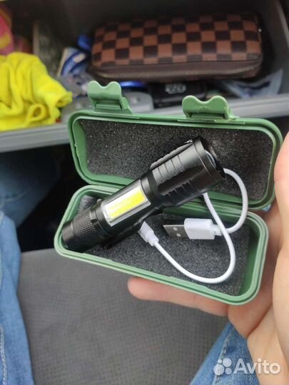 Фонарик светодиодный аккумуляторный