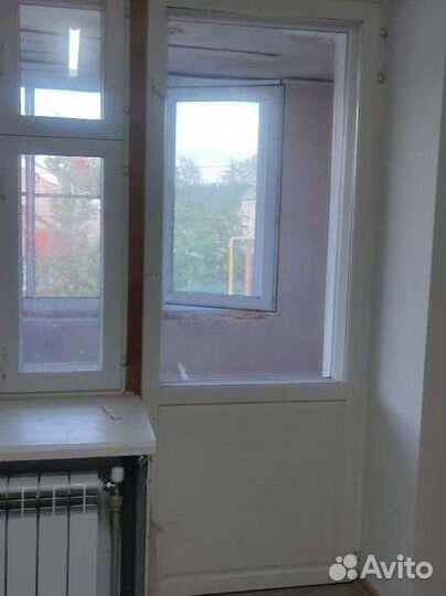Окно и дверь на балкон бу