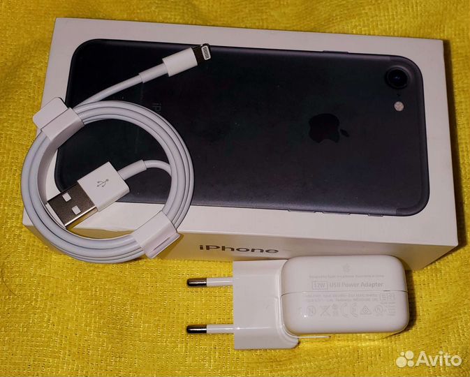 Оригинальная зарядка на iPhone 12 Ватт