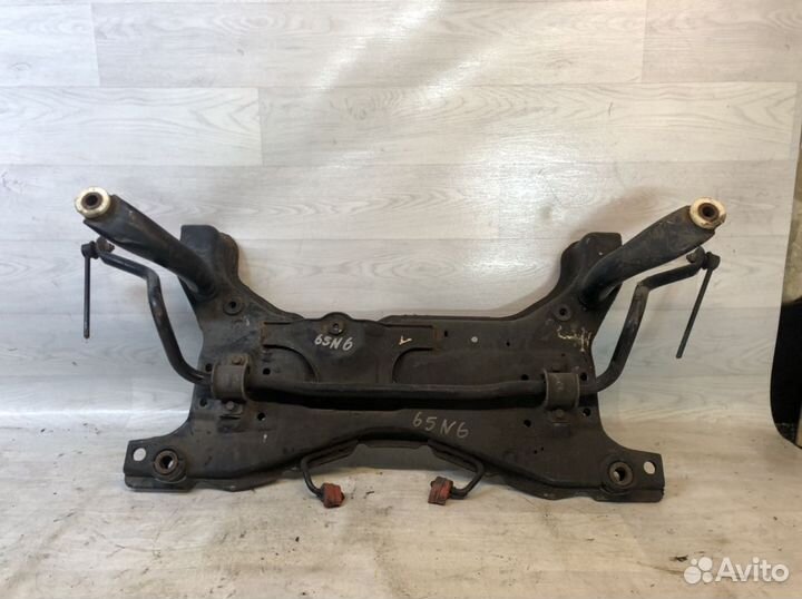 Передний подрамник Ford Focus 2