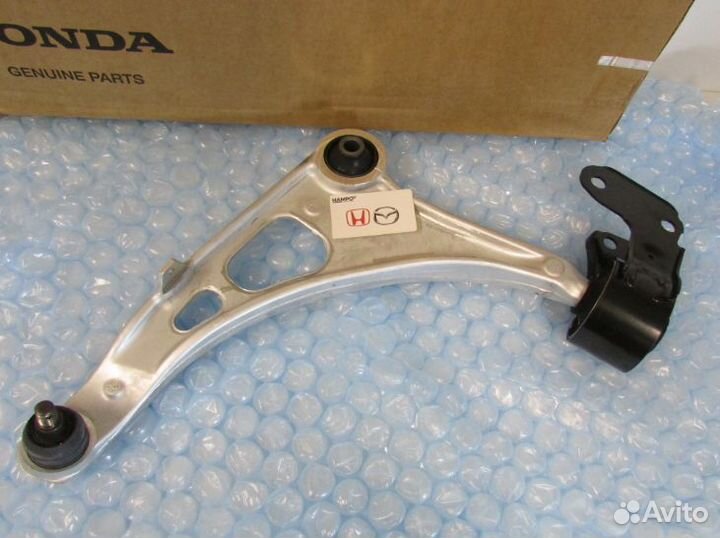 Рычаг передний правый нижний Acura MDX 14-17