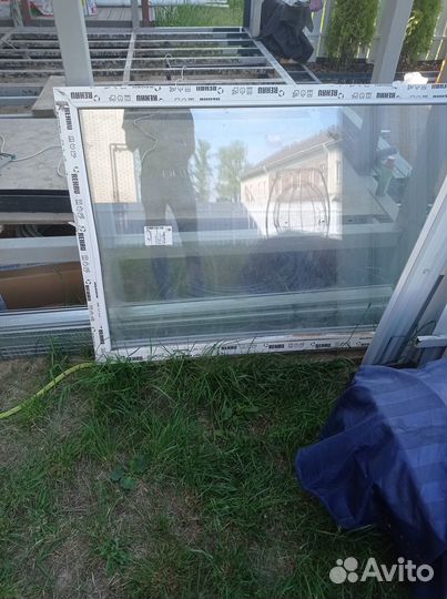 Продаю стеклопакет rehau