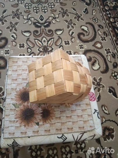 Корзинка плетенная малая