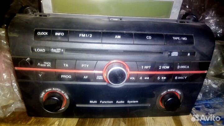 Автомагнитола штатная на Mazda 3 2005 г