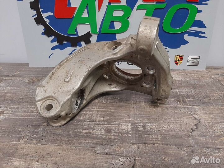 Кулак поворотный VAG