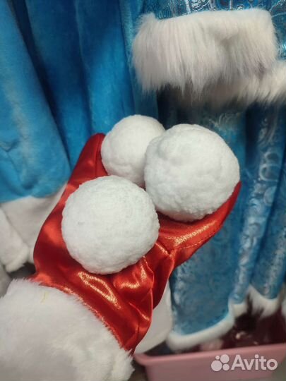 Снежки реквизит для Нового года