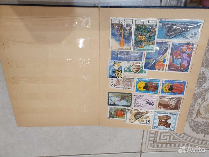 Коллекция марок разных стран более 300 шт
