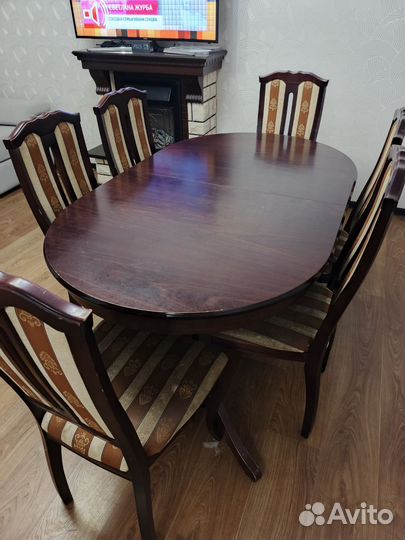 Стол обеденный раздвижной из массива со стульями