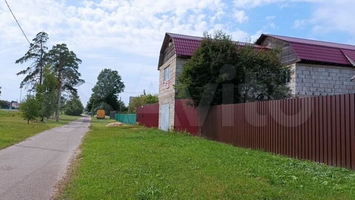 Дом 353,1 м² на участке 16 сот.