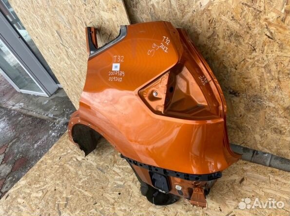 Ниссан Х-Трейл Т 32 четверть задняя левая