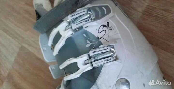 Горнолыжные ботинки