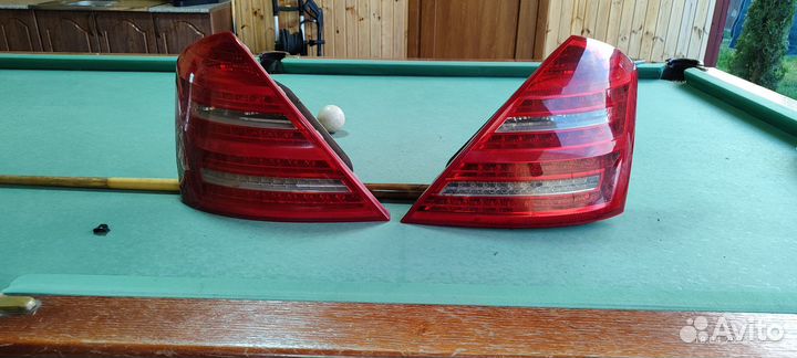 Задние фонари Мерседес 221