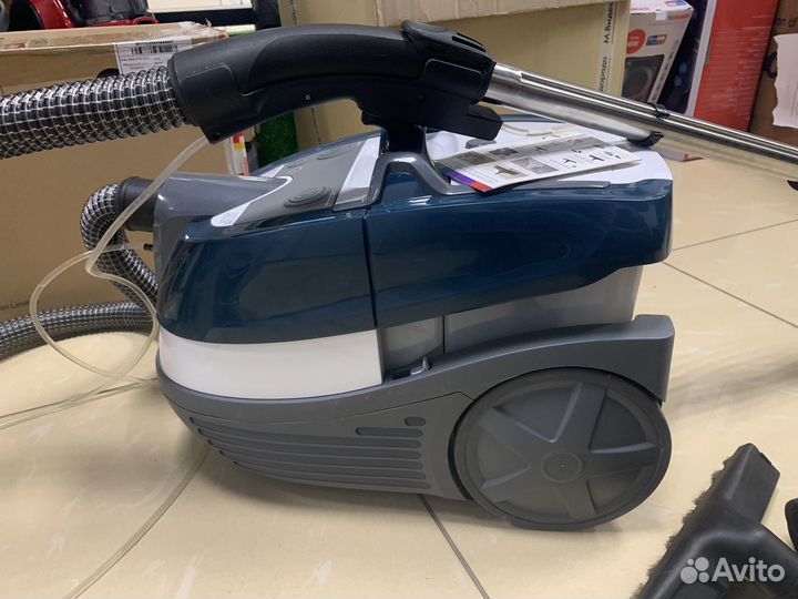 Пылесос моющий Bosch Serie 4