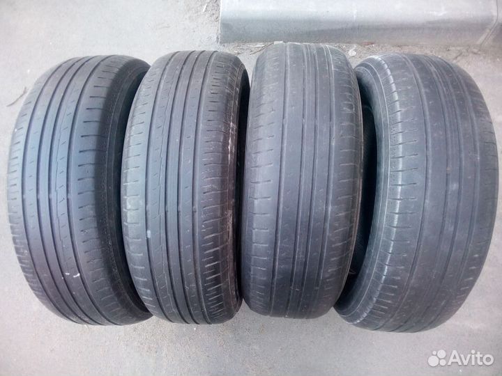 Yokohama BluEarth AE50 215/65 R17 99V