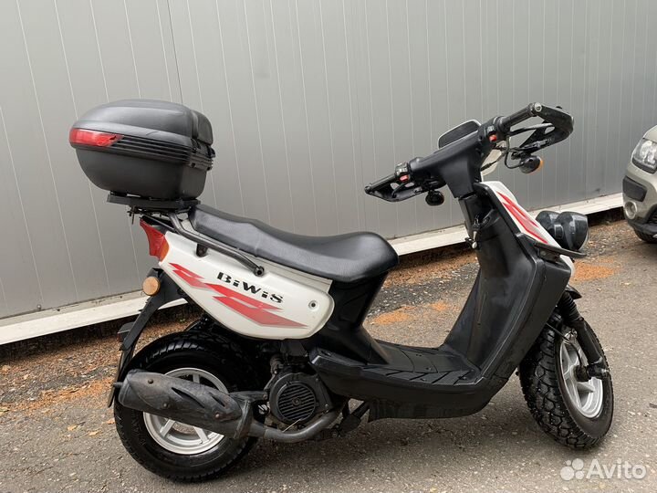 Скутер 150 кубов Bm