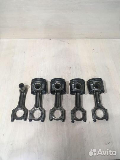 Поршень с шатуном для BMW X5 E70 m57tue2