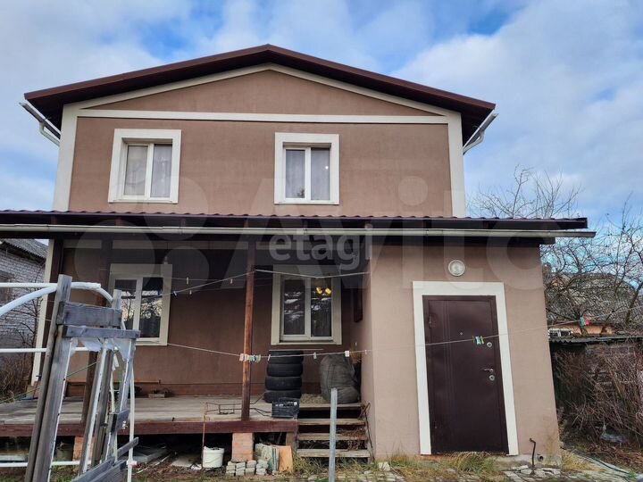 Дом 112,8 м² на участке 7,4 сот.