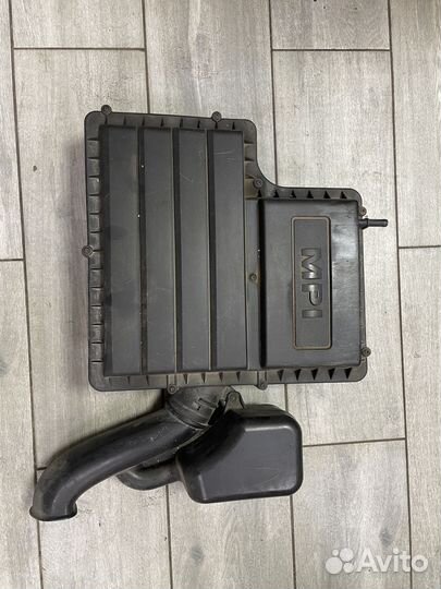 Корпус воздушного фильтра Фольксваген поло 5