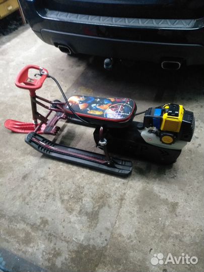 Детский снегокат с мотором
