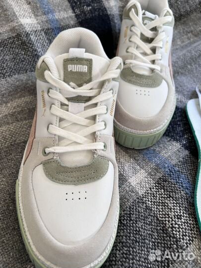 Кроссовки женские