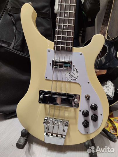Бас-гитара Rickenbacker 4001