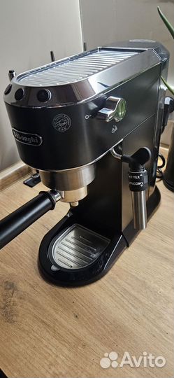 Кофемашина delonghi