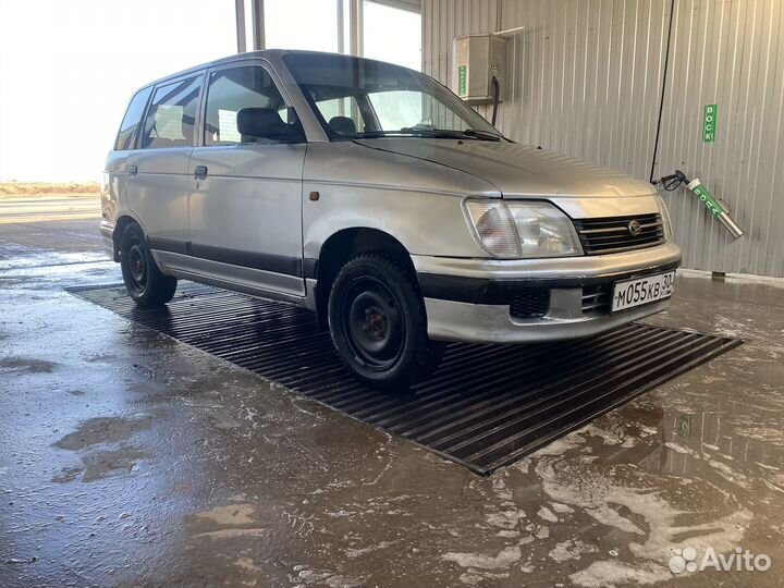 Капот на приору