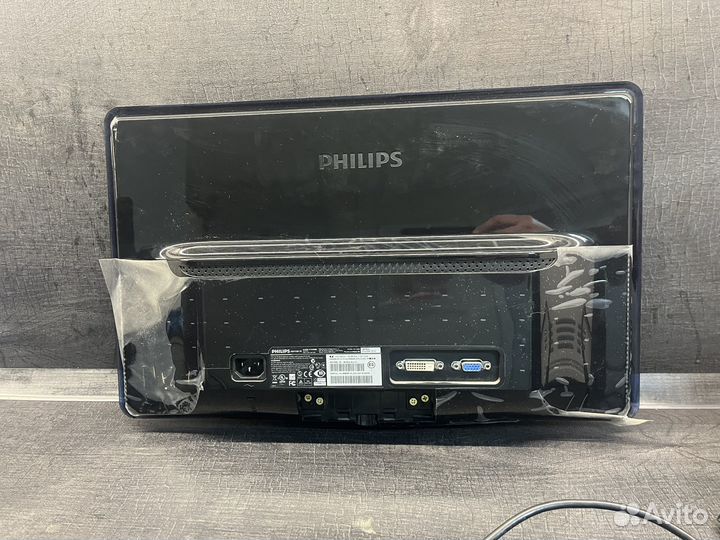 Монитор 19 дюймов